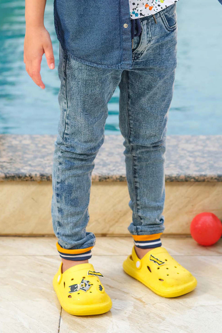 Contrasting Jogger Jeans