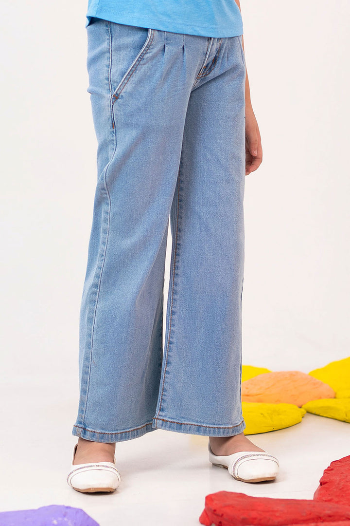 Pleated Wide Leg Jeans