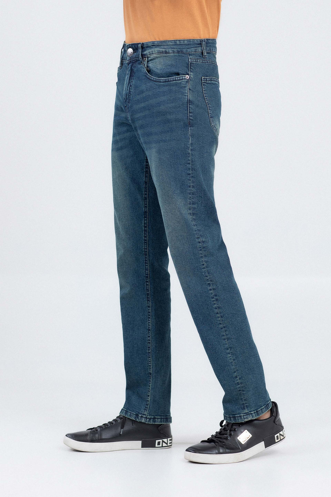 Basic Straight Jeans