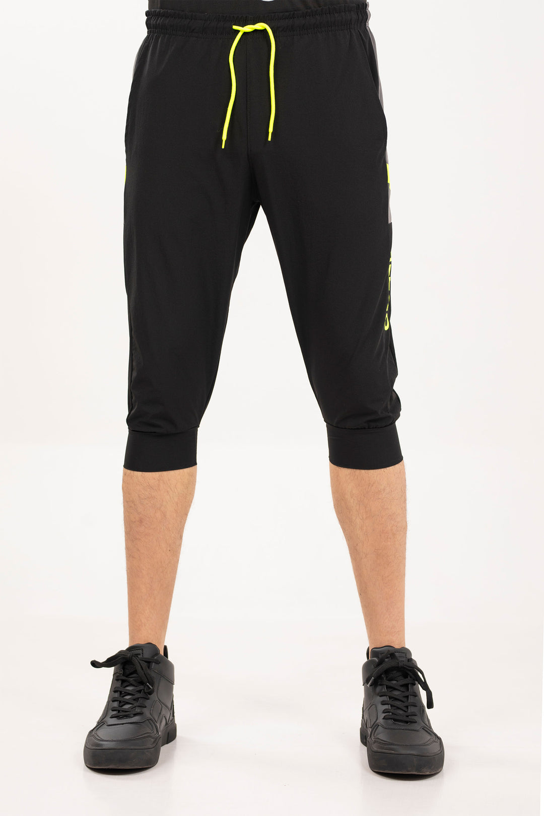 3-Quarter Gym Pants