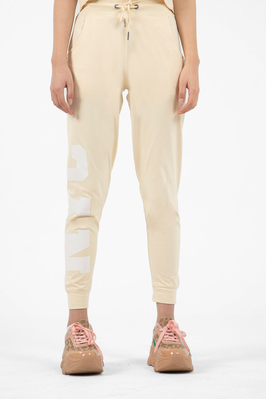 New York Pants Beige