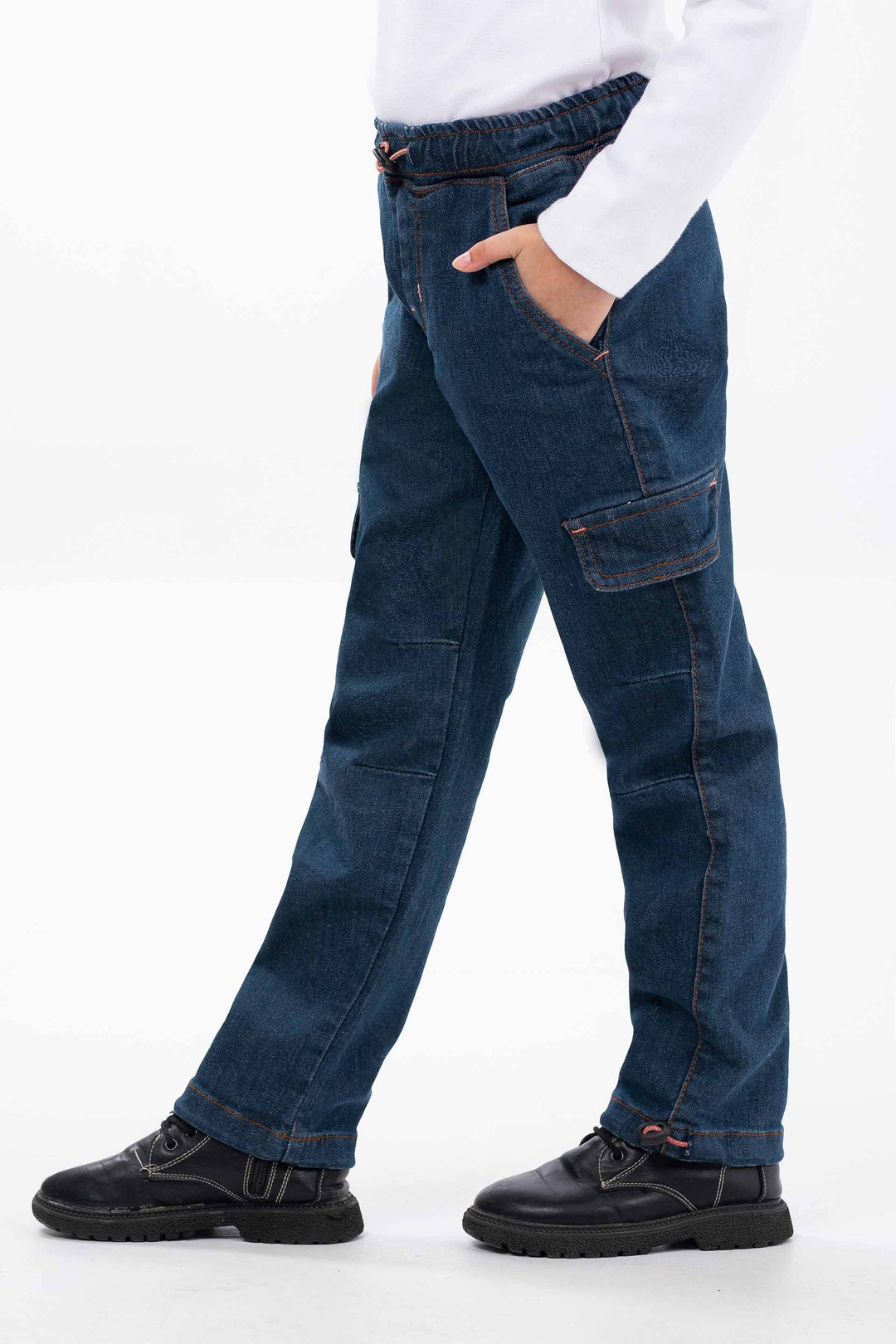 Contrasting Cargo Jeans