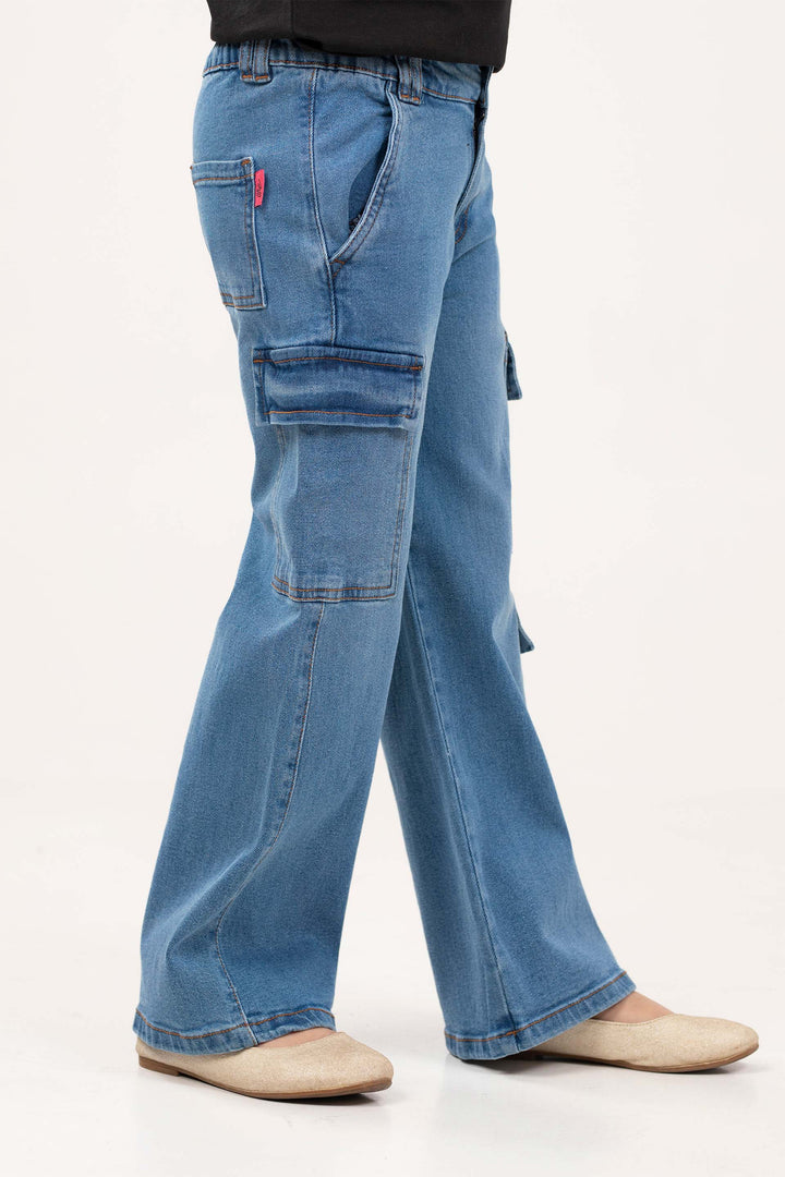 Wide Leg Cargo Jeans