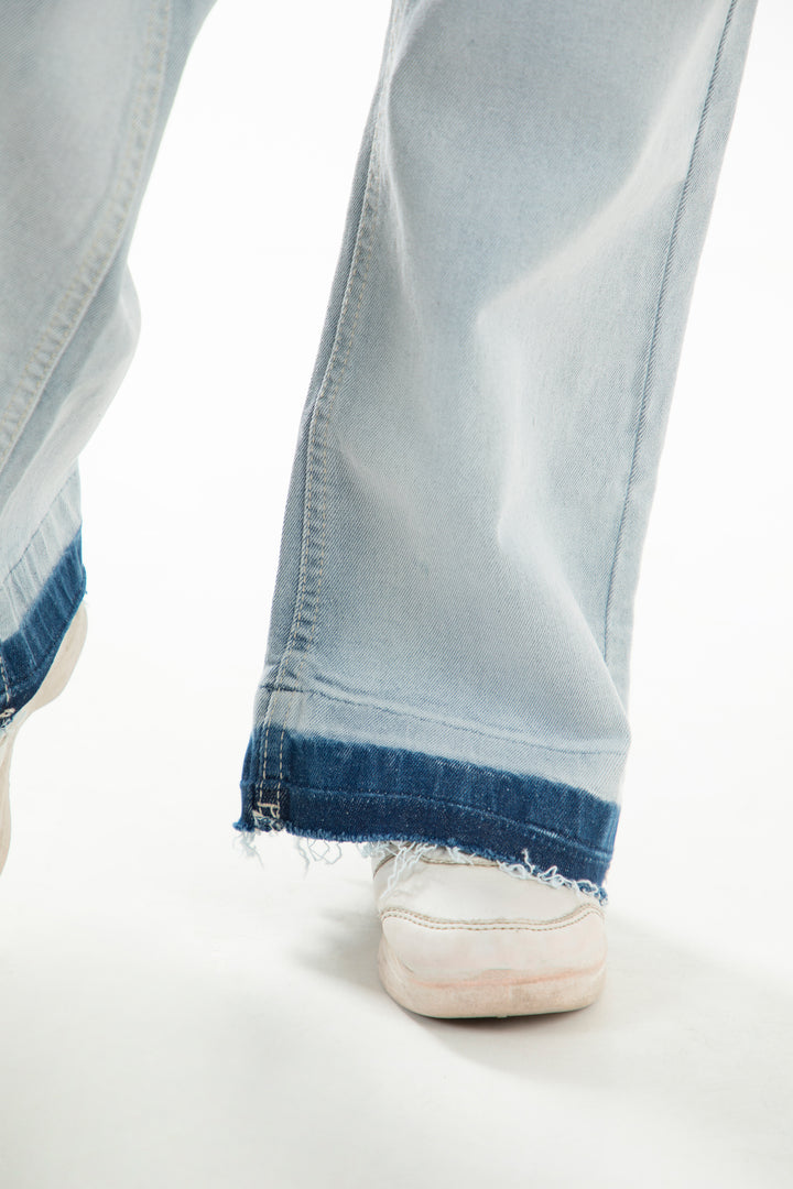 Contrasting Washed Jeans