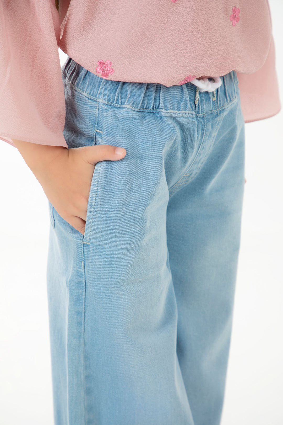 Basic Wide Leg Jeans