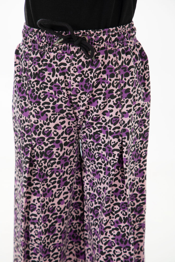Pleated Wide Leg Trousers