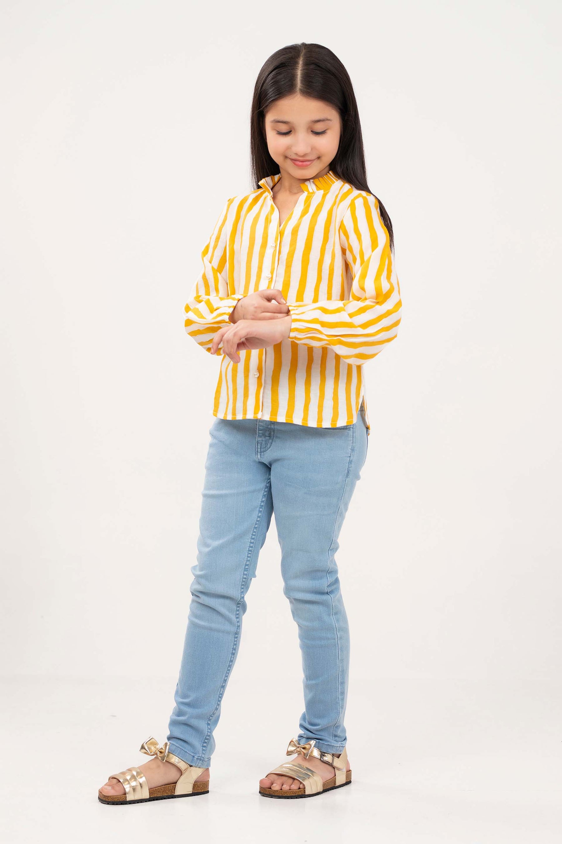 Best Tops for girls online in Pakistan