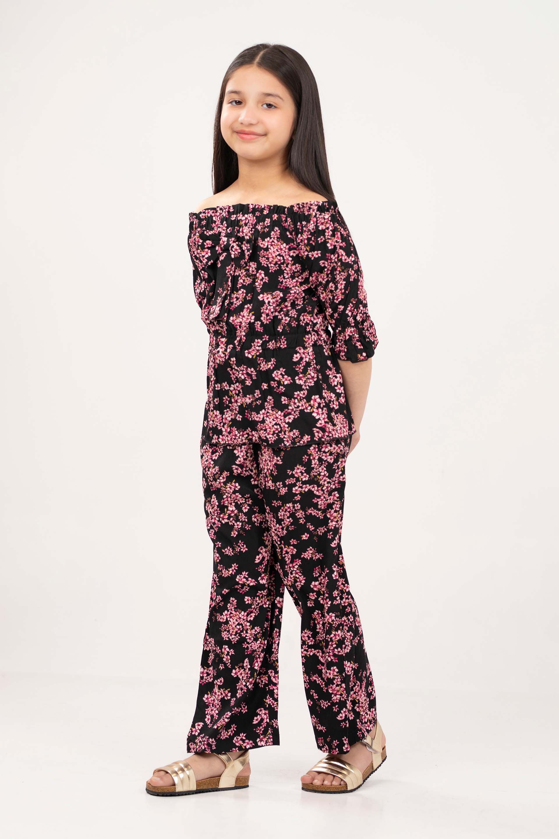 Off-Shoulder Top – ONE