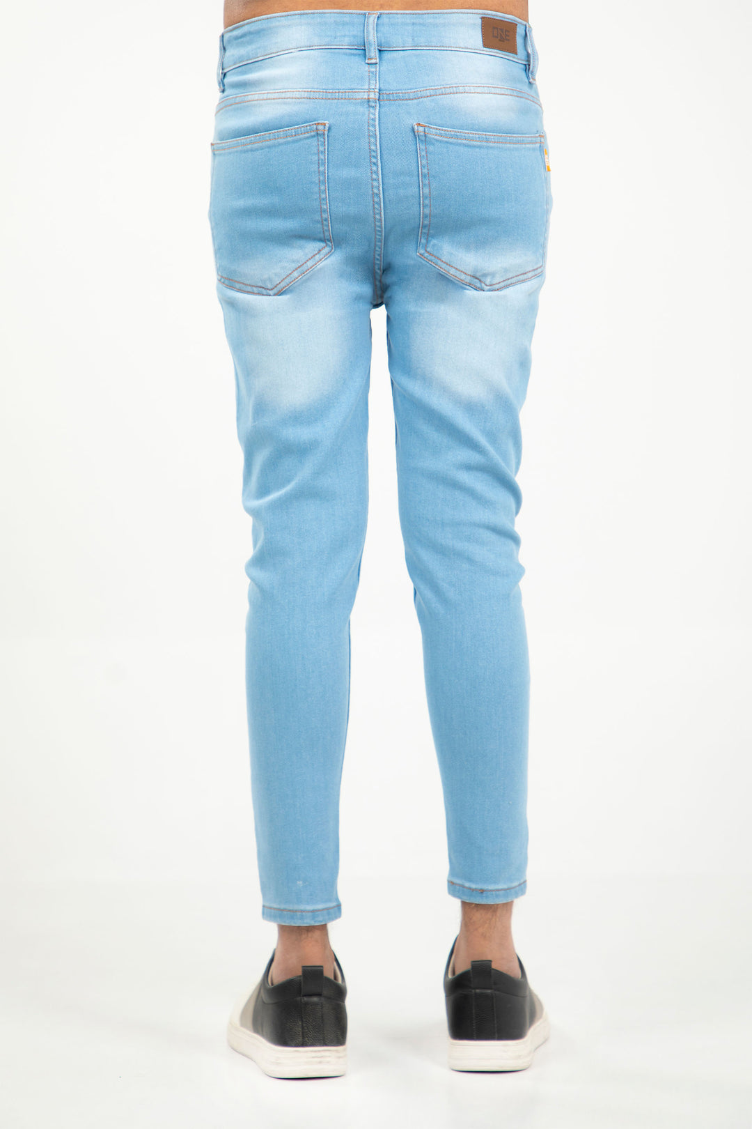 Cropped Tapered Jeans