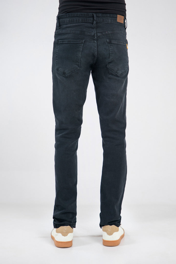 Basic Slim Jeans