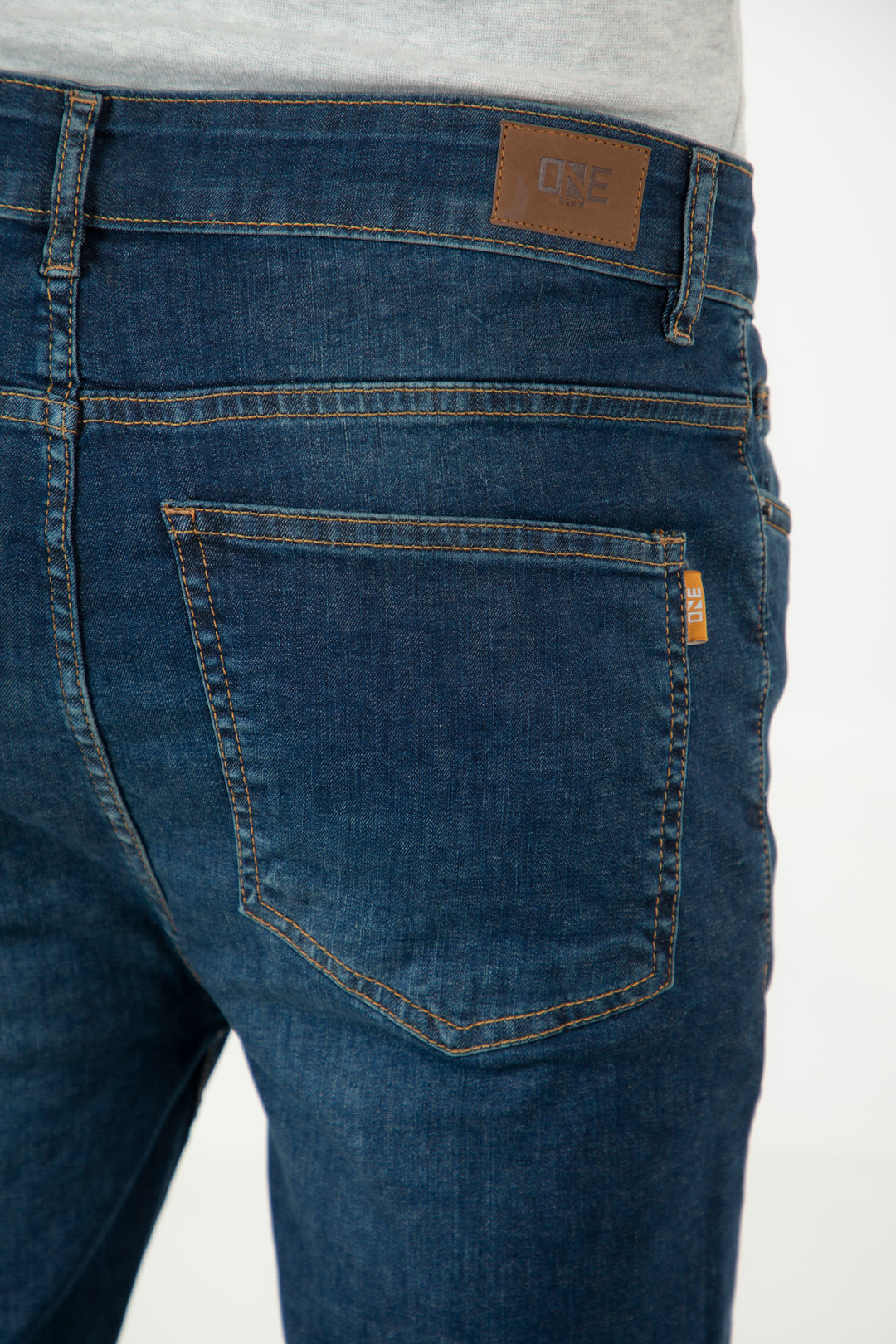 Washed Tapered Jeans