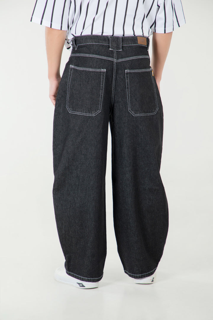 Barrel Fit Jeans