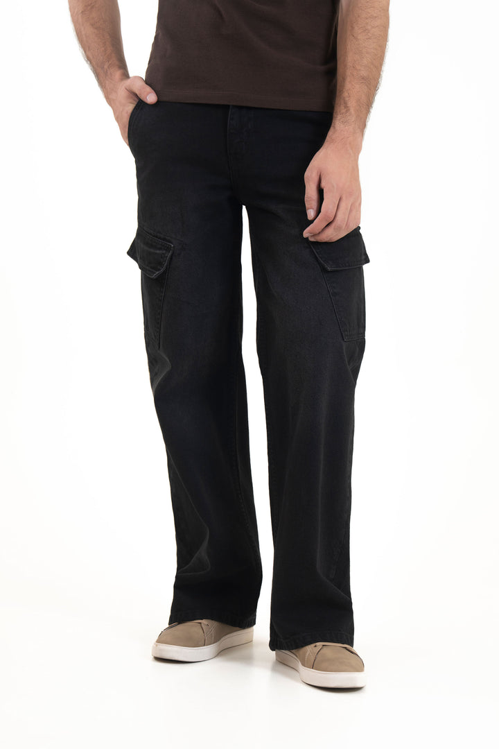 Wide Leg Cargo Jeans