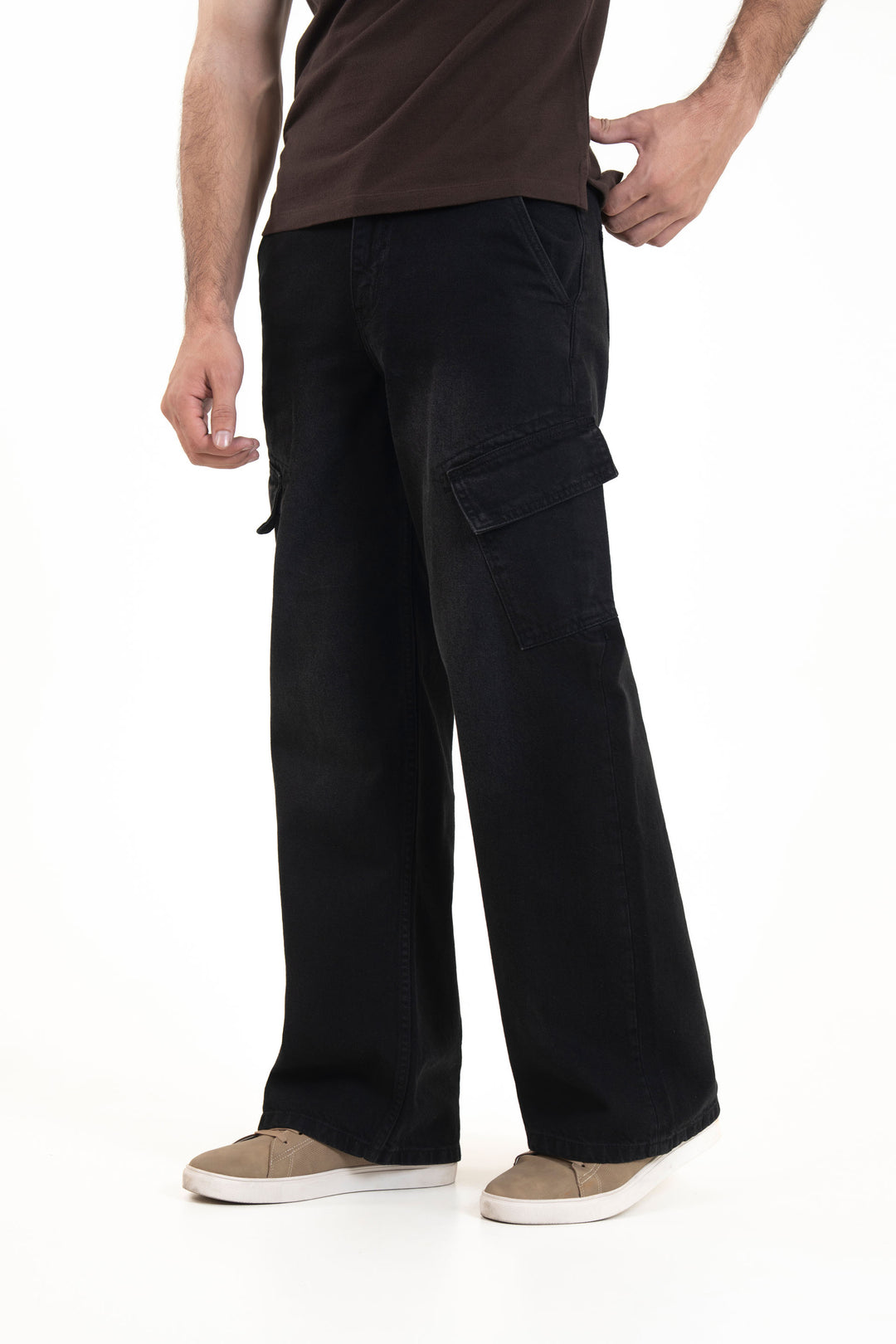 Wide Leg Cargo Jeans