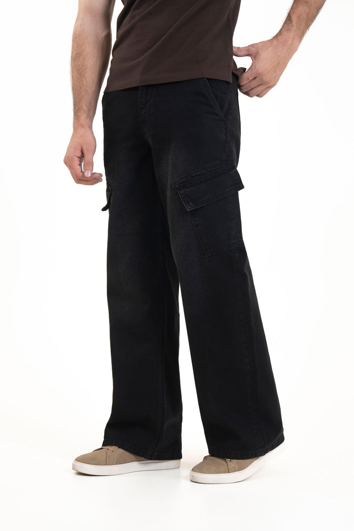 Wide Leg Cargo Jeans