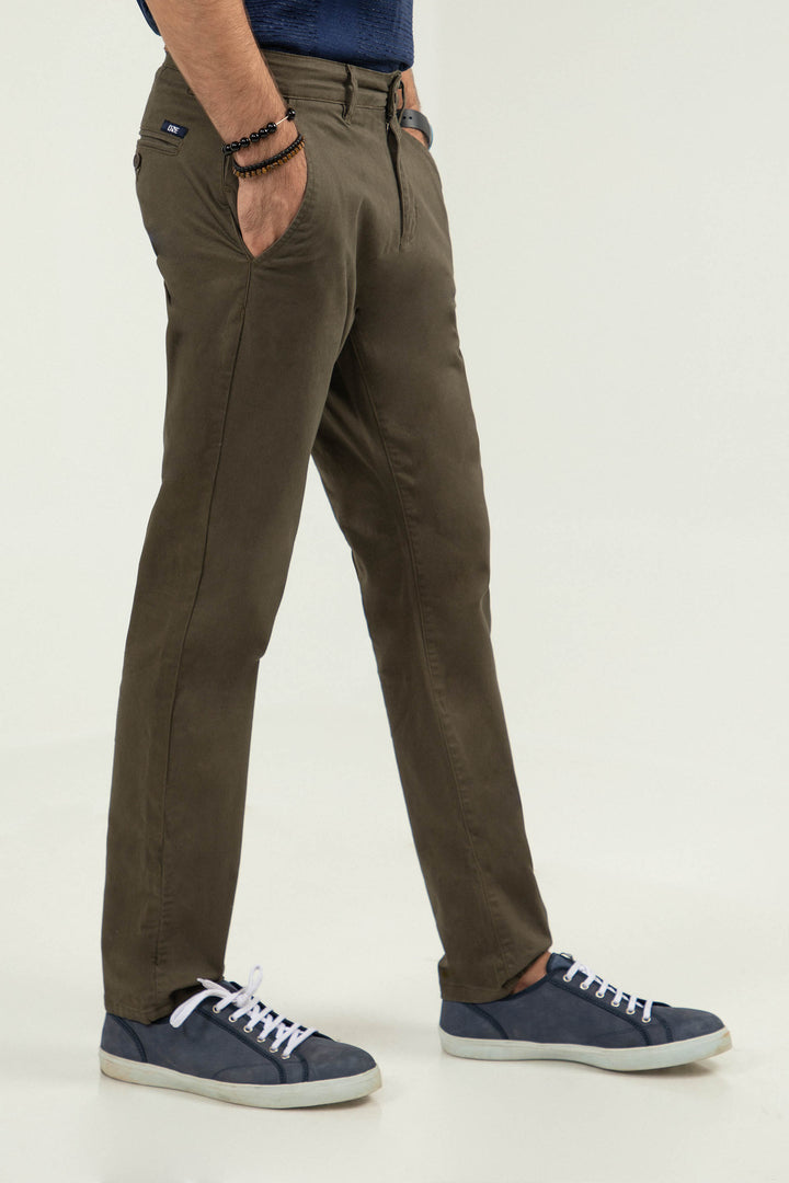 Regular Chinos Olive