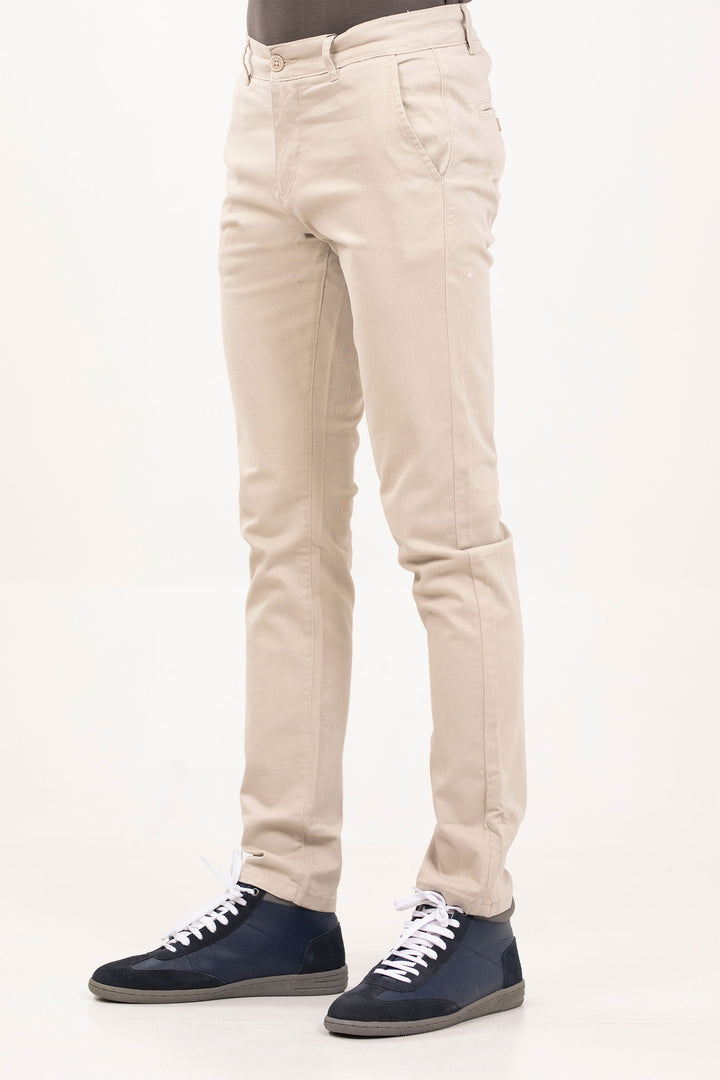 Basic Slim Chinos