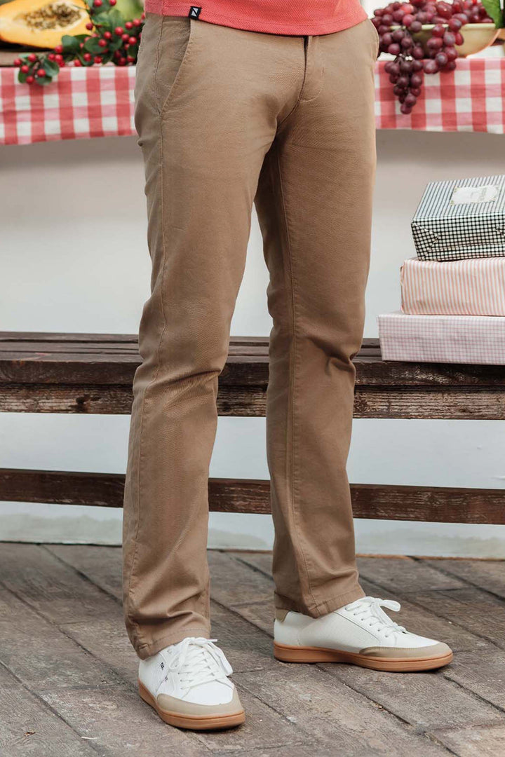 Basic Comfort Chinos