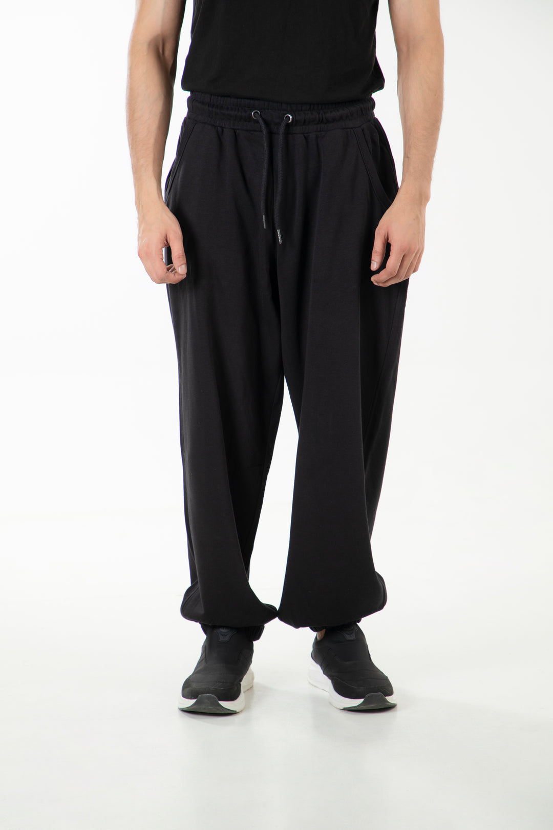 Basic Baggy Trackpants