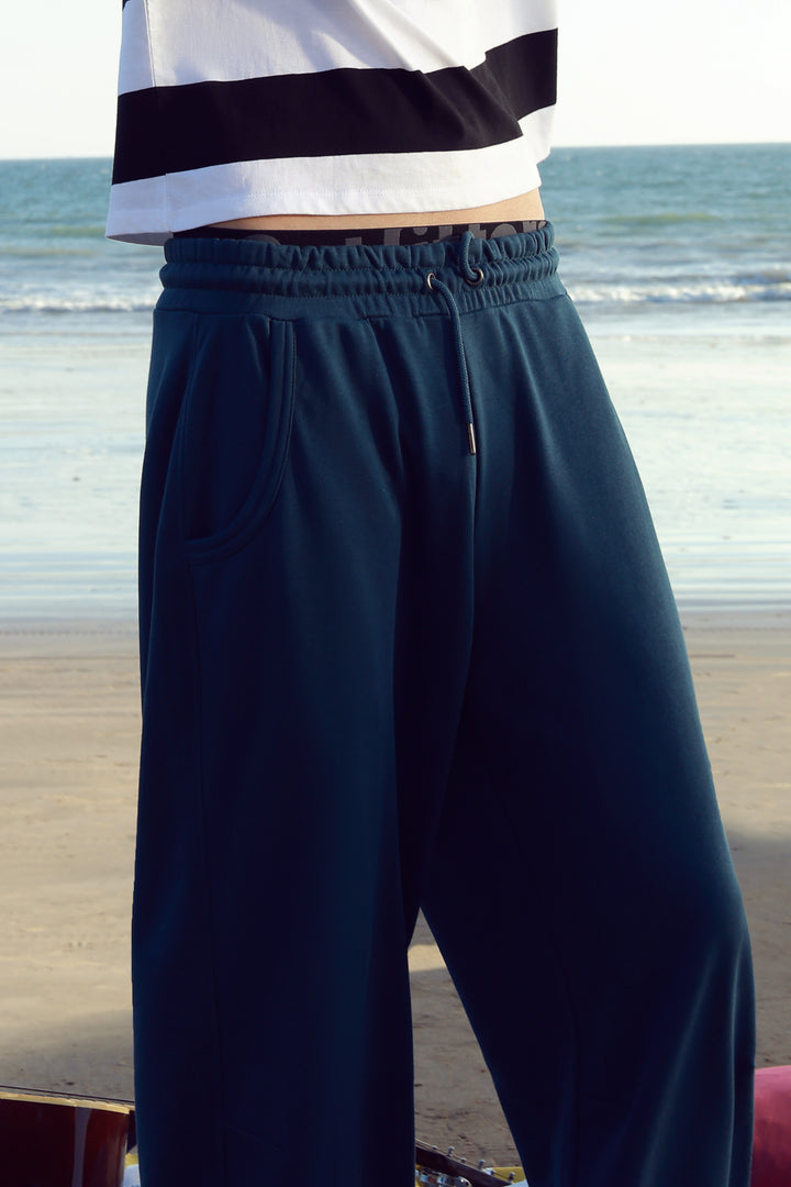 Basic Baggy Trackpants