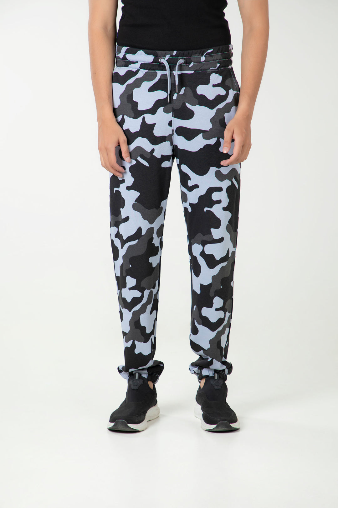 Loose Camo TrackPants