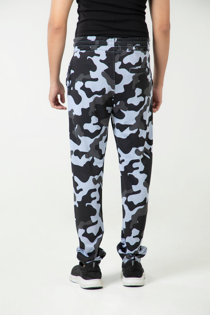 Loose Camo TrackPants