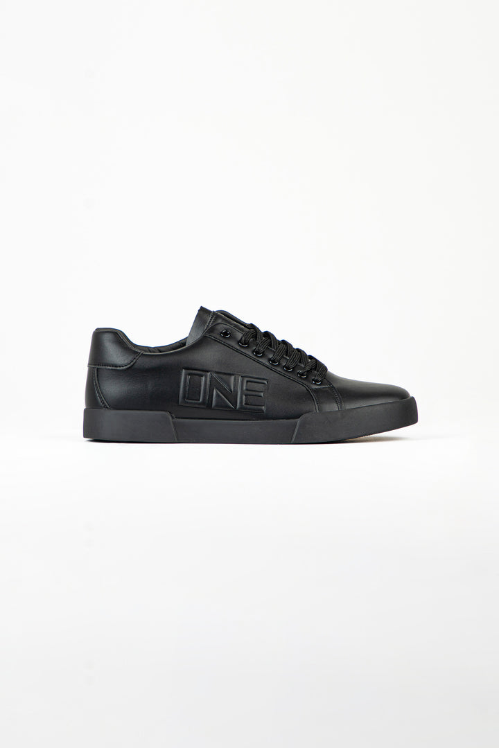 Emboss Sneakers Black