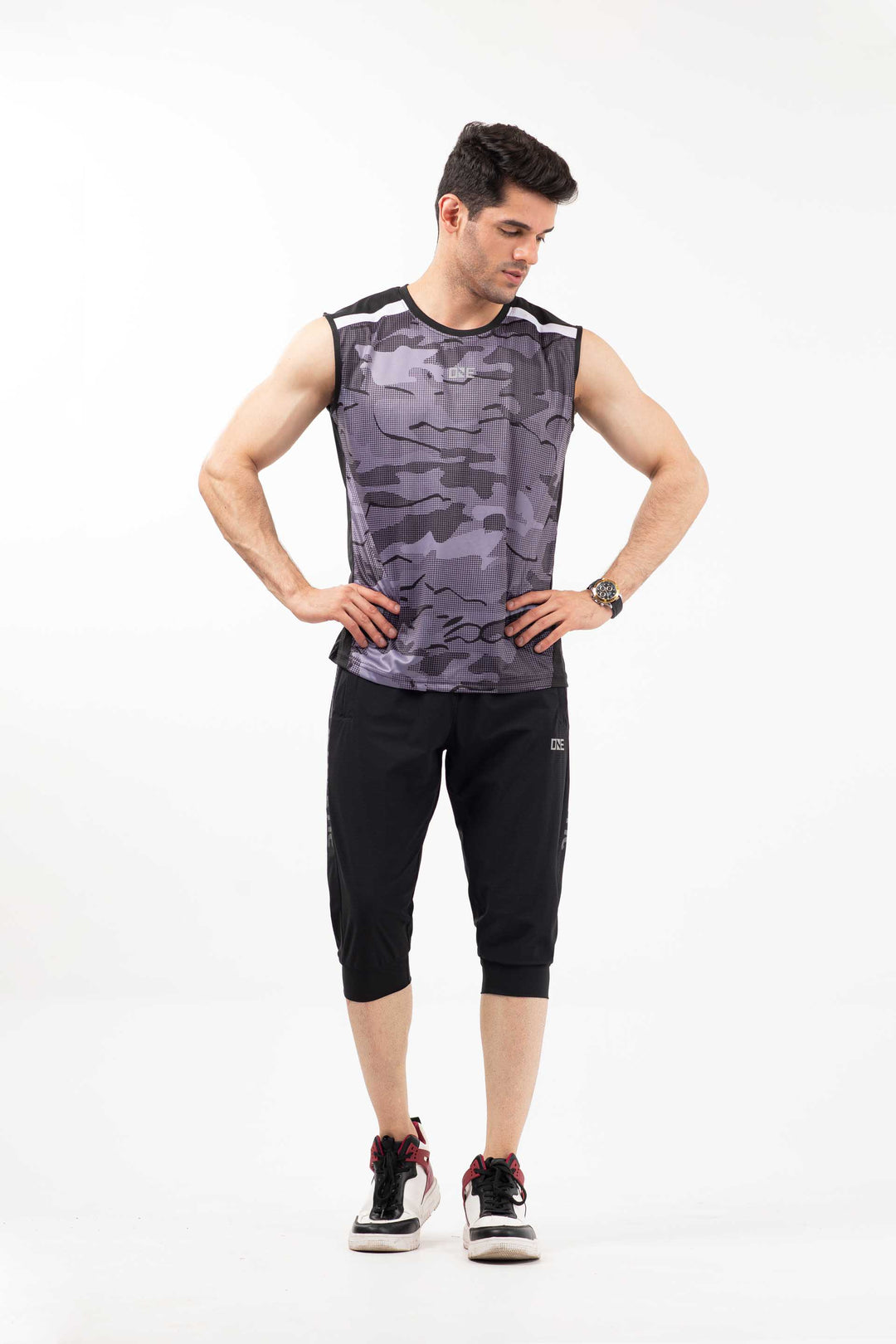 Sleeveless Tee Grey