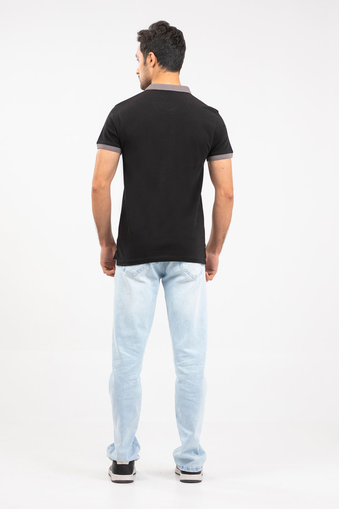 Contrasting Polo
