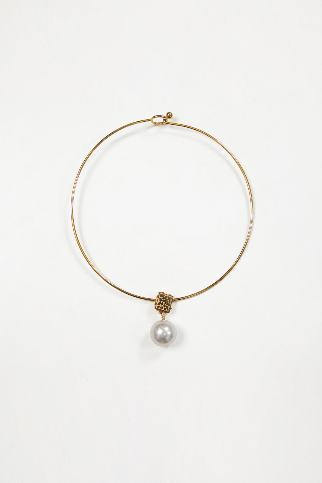 1-PIECE NECKLACE