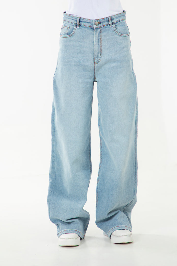Washed Wide Leg Jeans