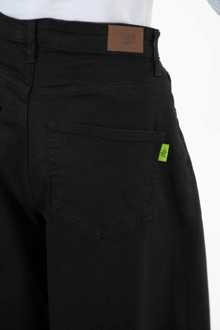 Basic Wide Leg Jeans