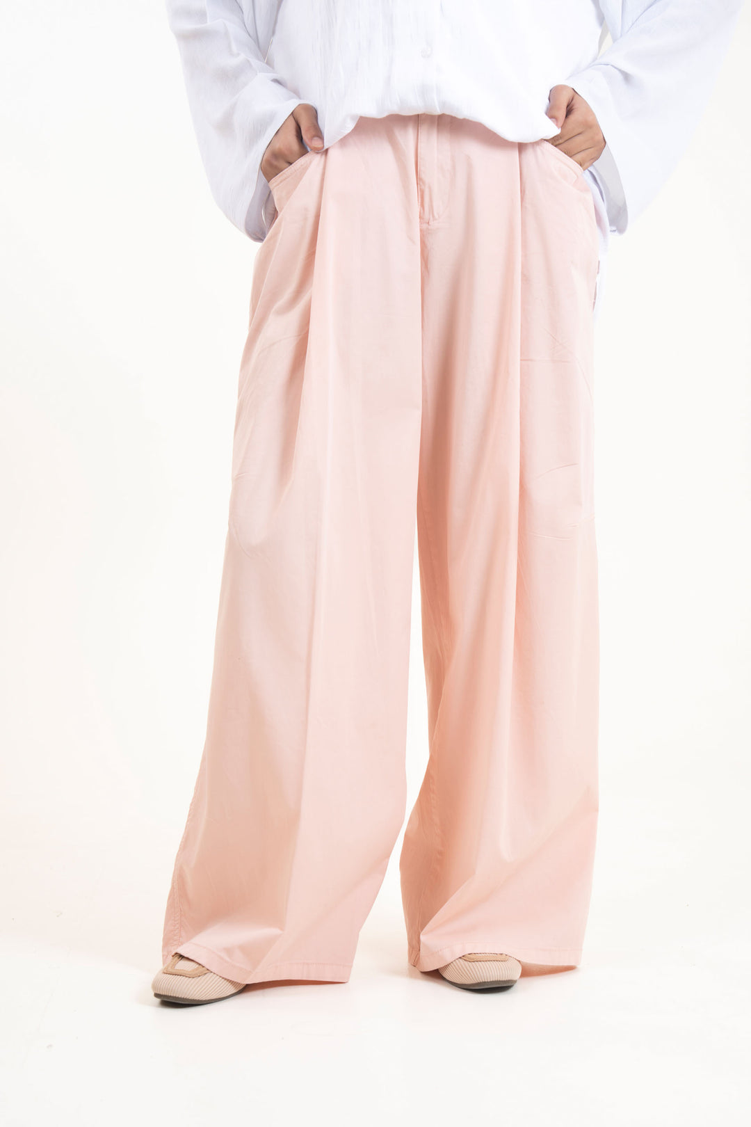 Wide Leg Pleated Pants