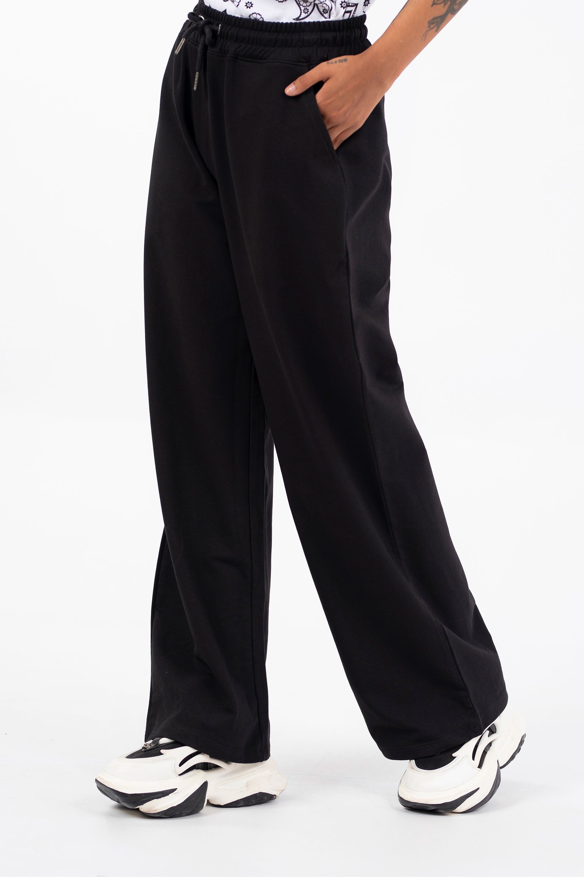 Wide Leg Pants – ONE