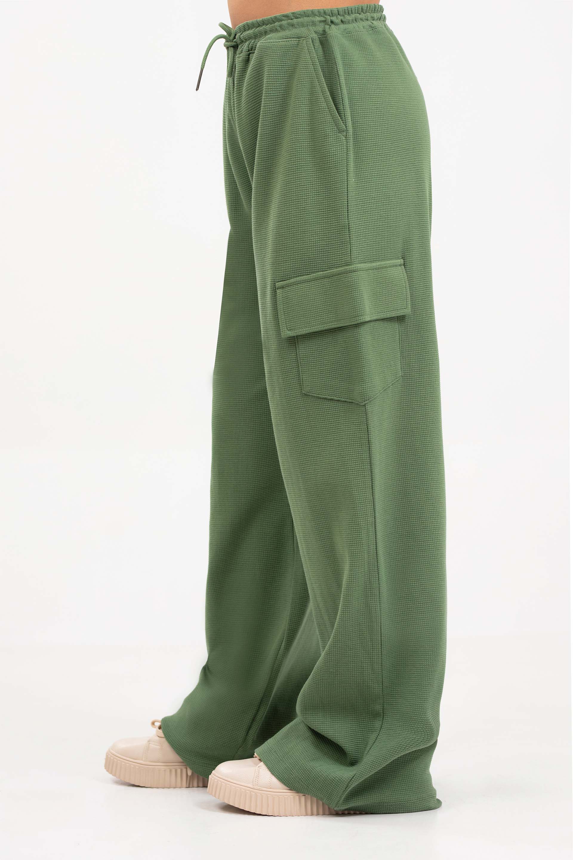 【SCENERITY】Kota Cargo Wide Pants Beige Low Rise Wide Leg Cargo Pants Online Shopping | OXXOSHOP