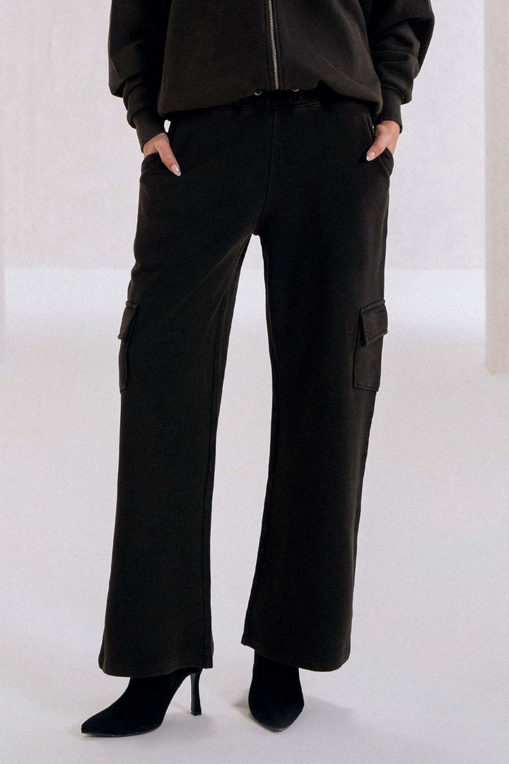 Wide Leg Cargo Trousers