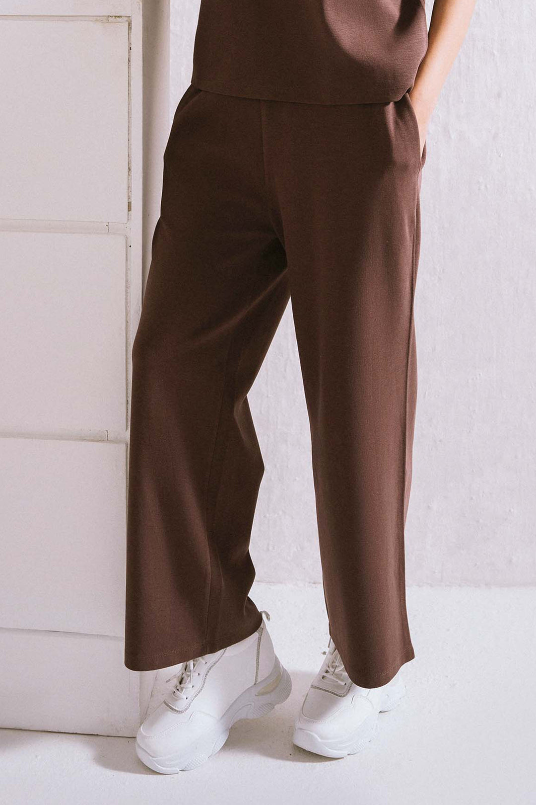 Wide Leg Cargo Trousers