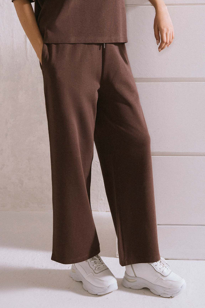 Wide Leg Cargo Trousers