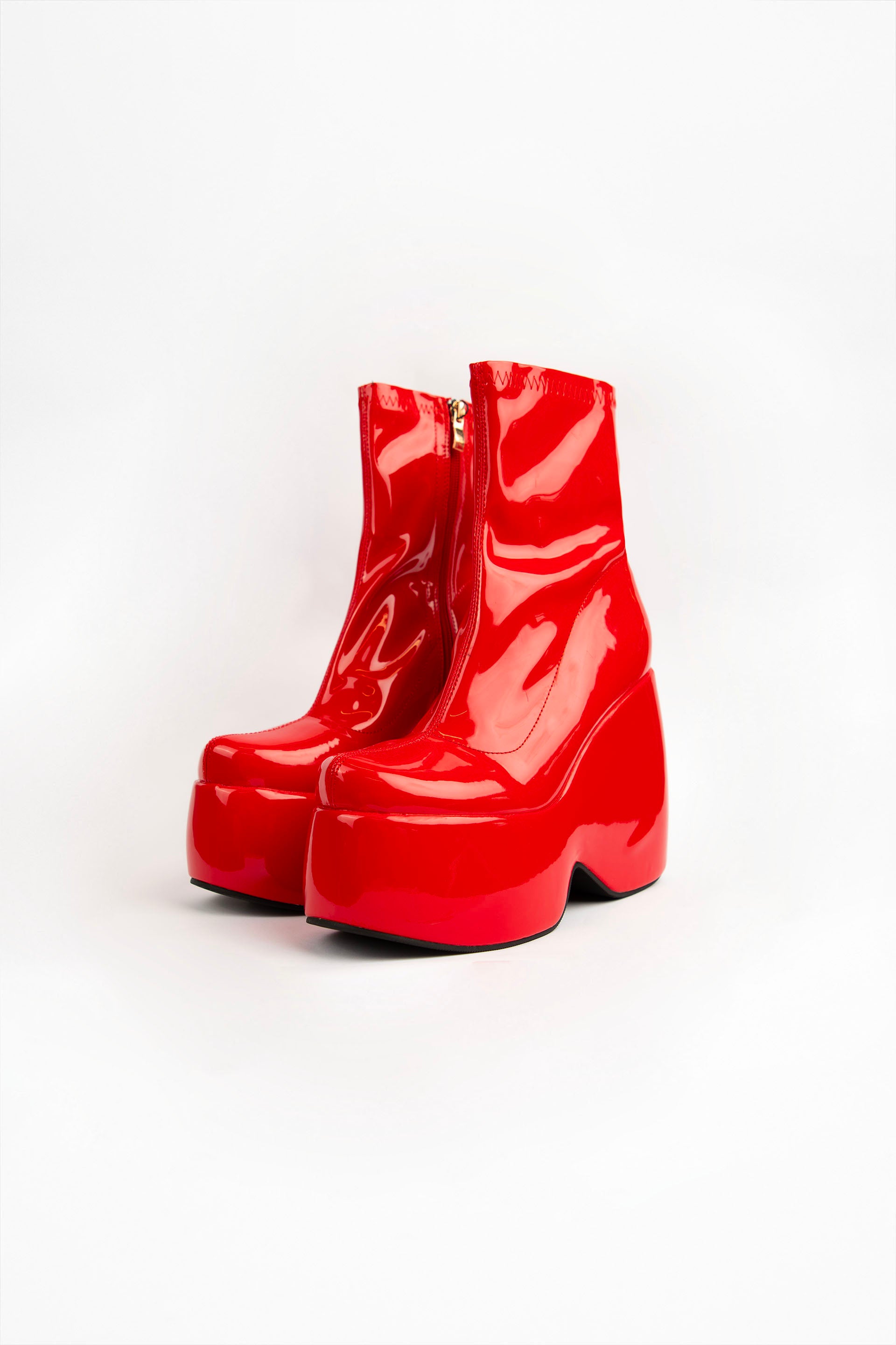 Patent Boots Red