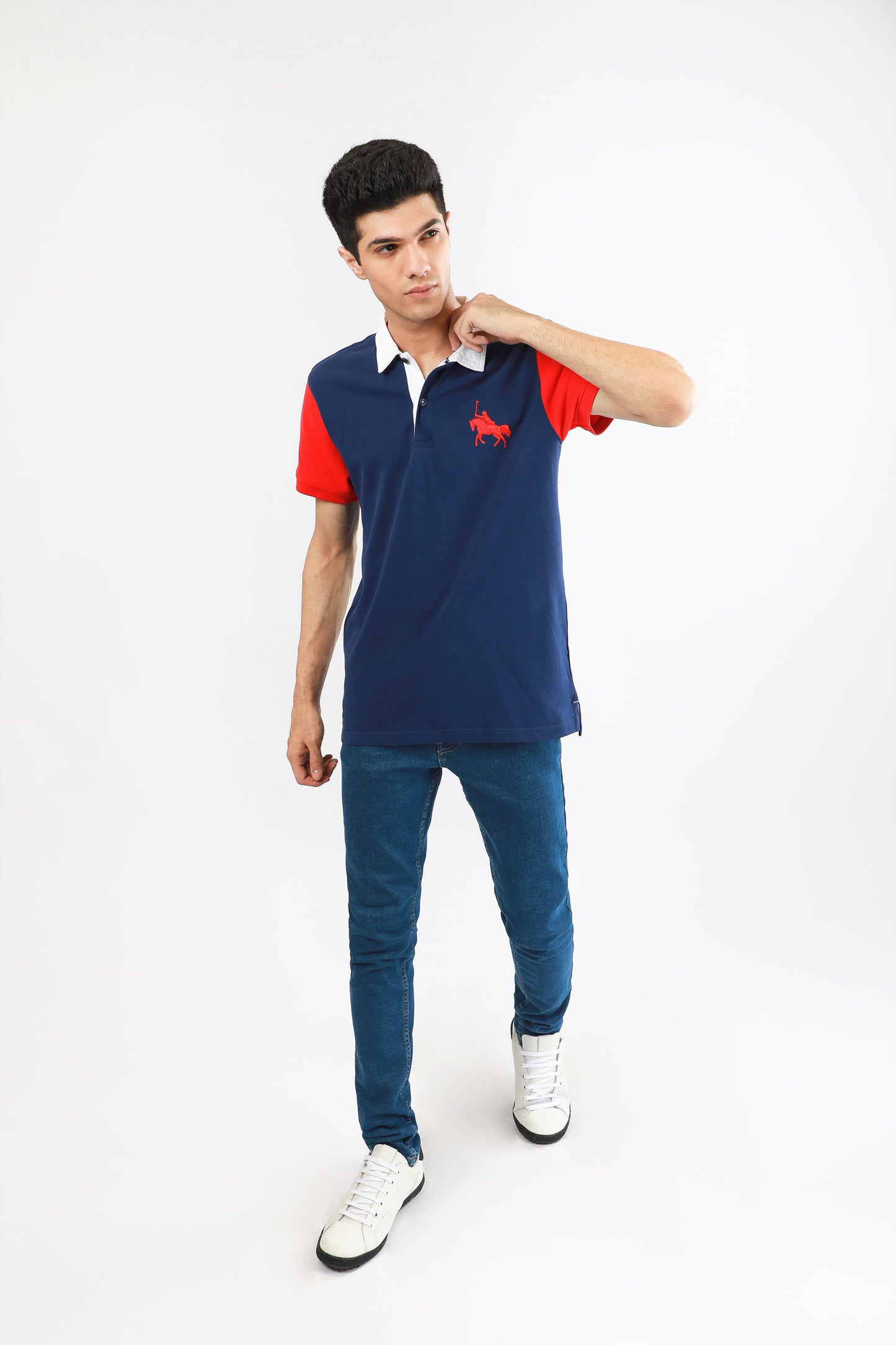 Contrasting Polo Navy