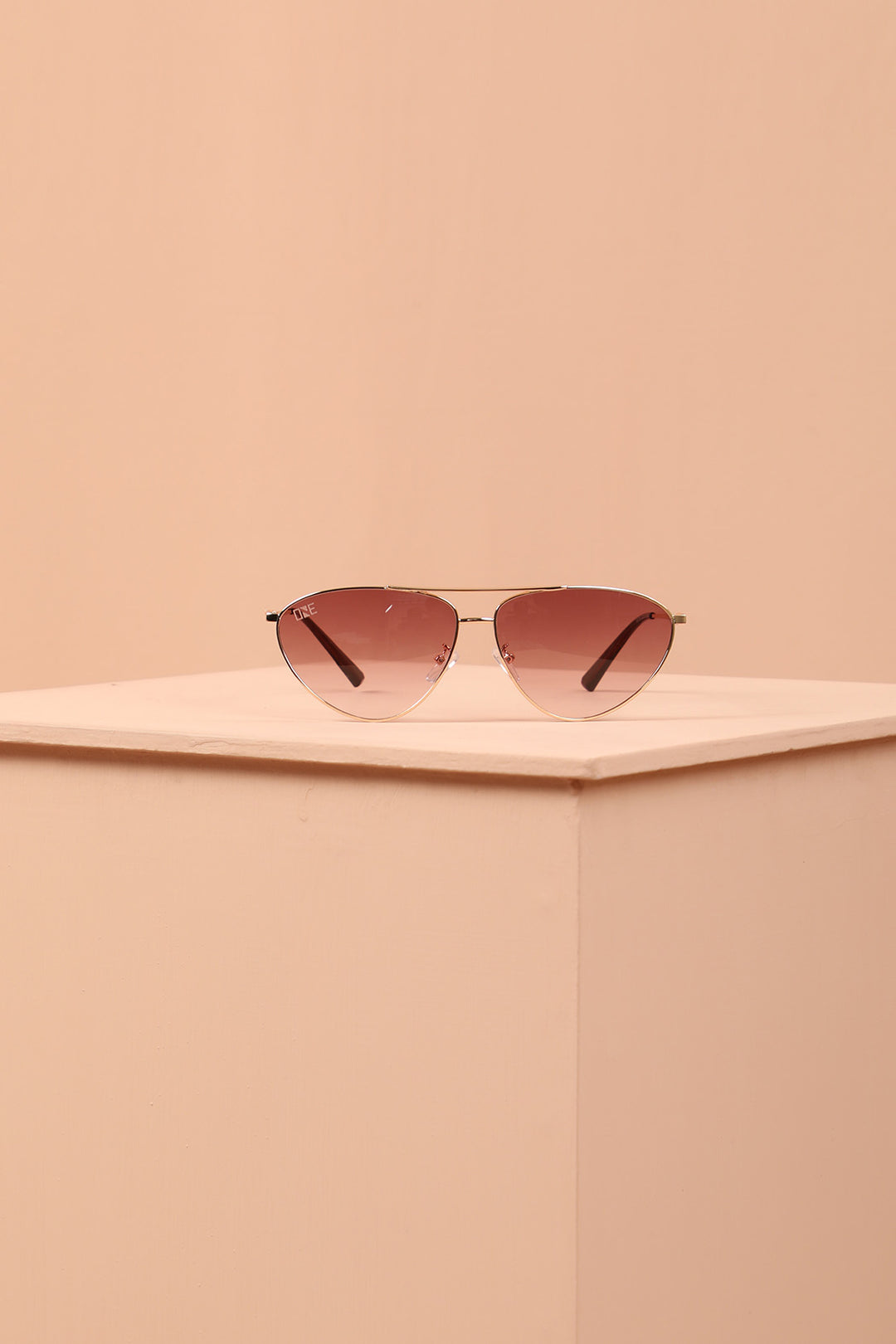Angular Sunglasses Beige (7283178766487)