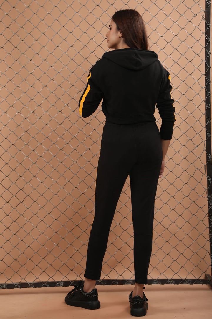 Cropped Hoodie Black (7349415084183)